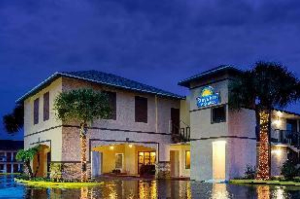 Days Inn by Wyndham Kissimmee West Image 12