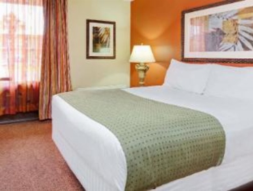 Days Inn by Wyndham Kissimmee West image 13